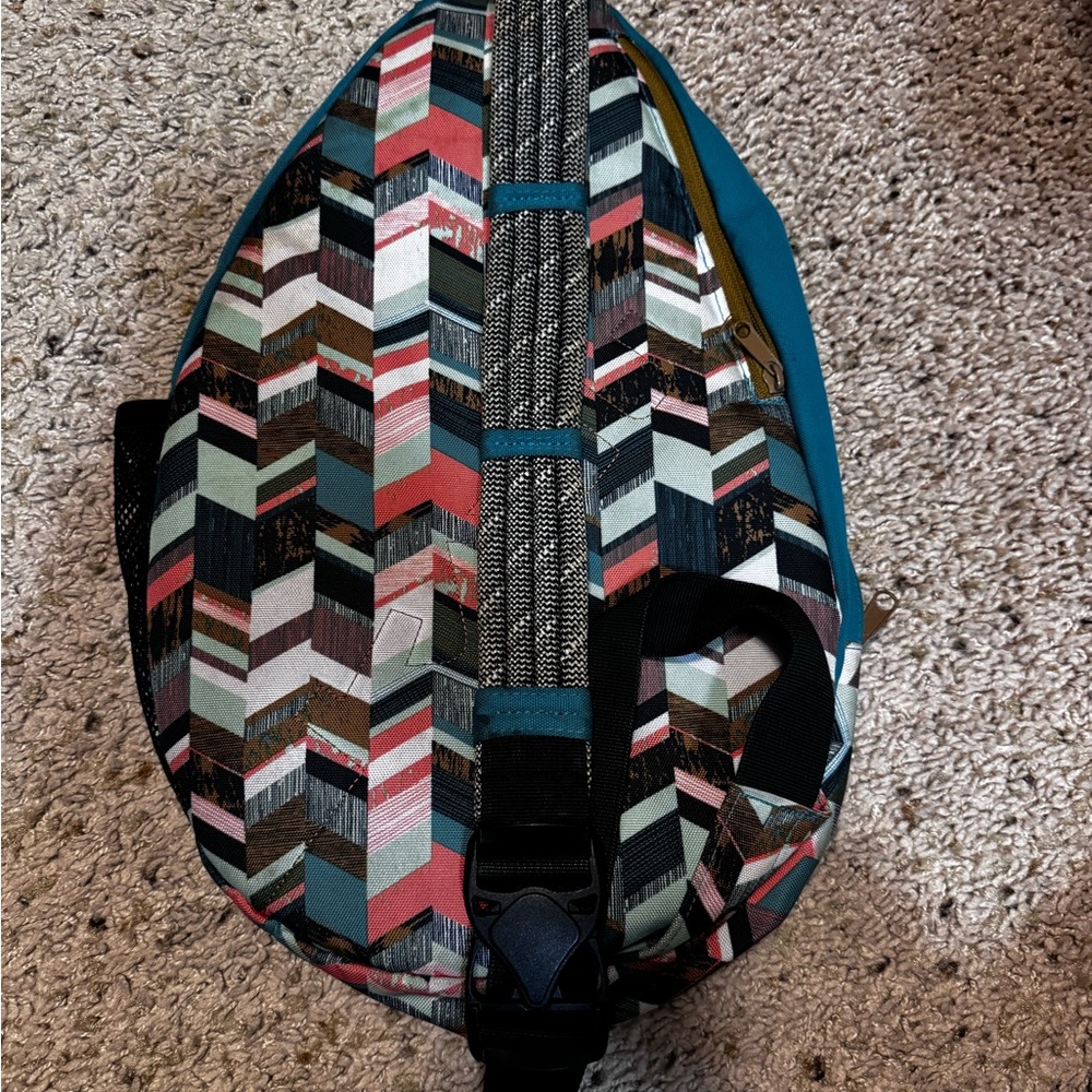 KAVU Chevron Pattern Sling Backpack - Picture 2 of 4